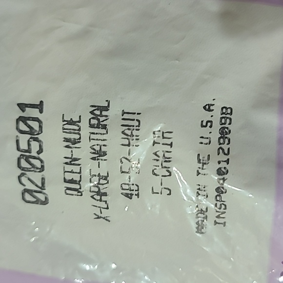 NWT lot of 11 pairs of pantyhose and 3 pairs of trouser socks - Picture 8 of 8